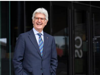 Francesco Arezzo trådte i dag inn i vervet som president i Rotary International. Dette er hans